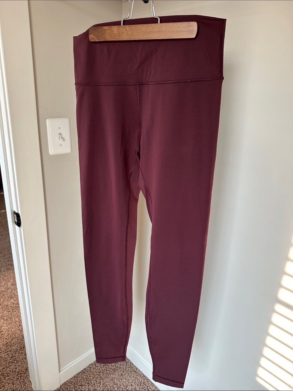 lululemon athletica burgundy align Leggings